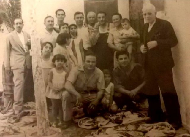 1963